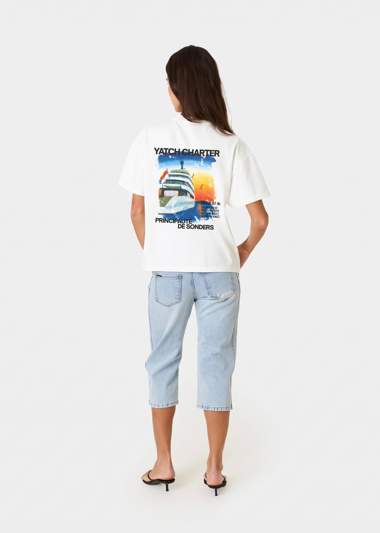 YACHT CHARTER TEE