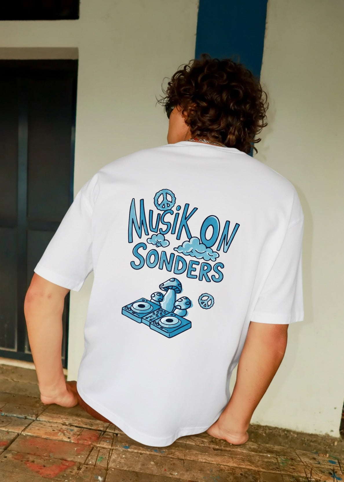 LATE DJ SET TEE