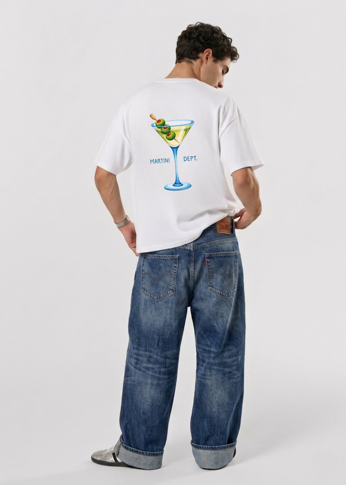MARTINI HOURS TEE