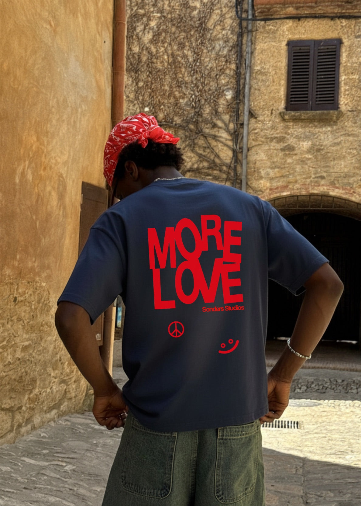 LOVE TEE