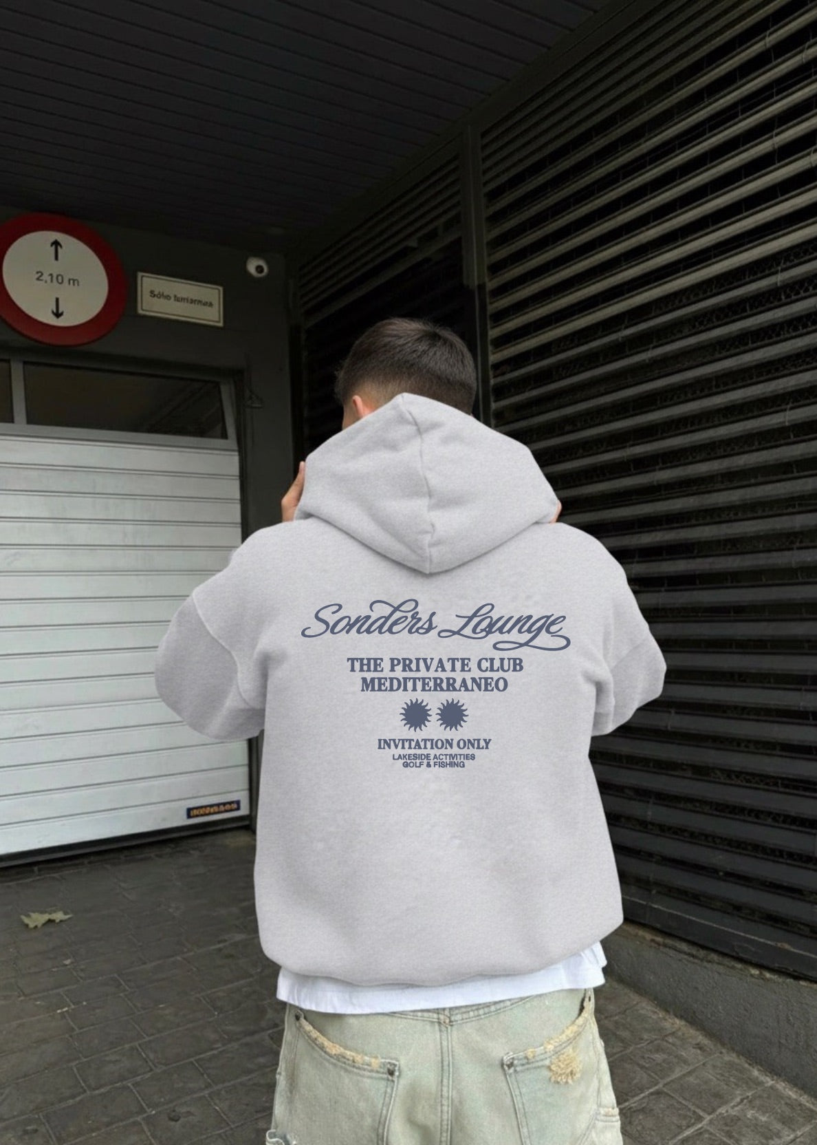 LOUNGE ACCESS HOODIE