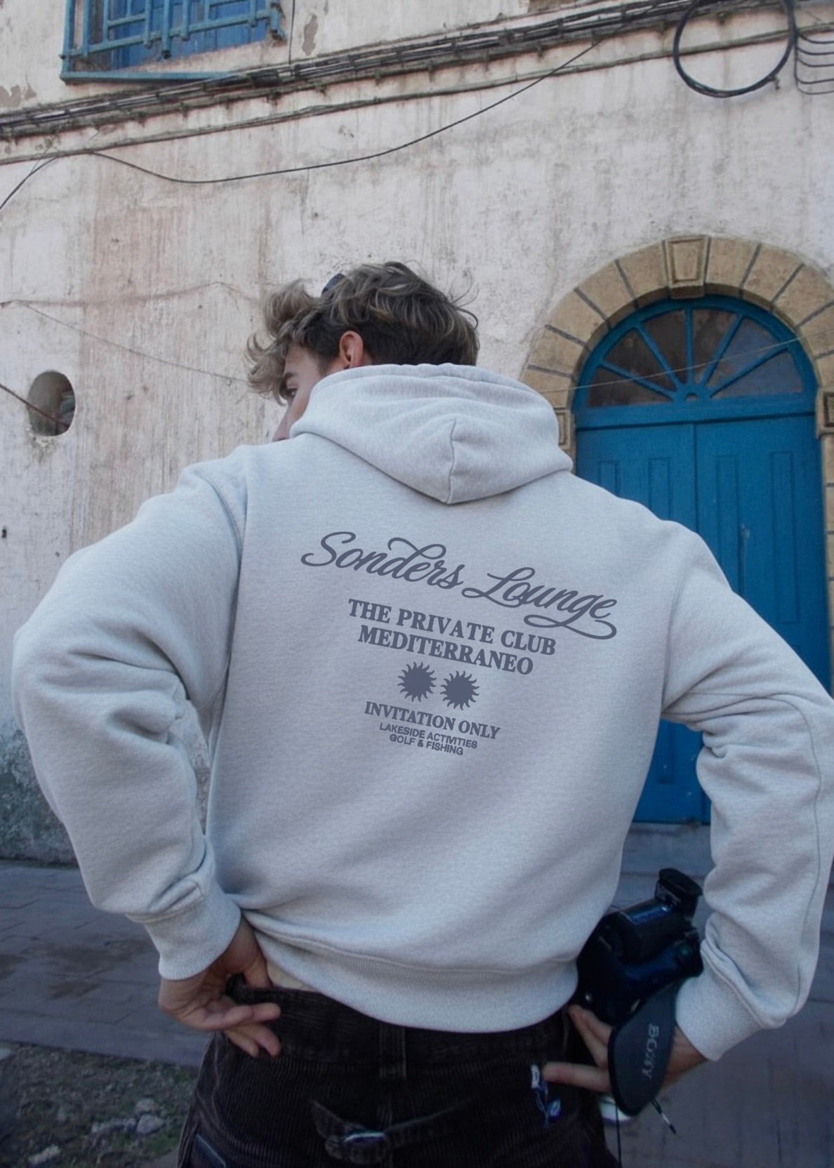 LOUNGE ACCESS HOODIE