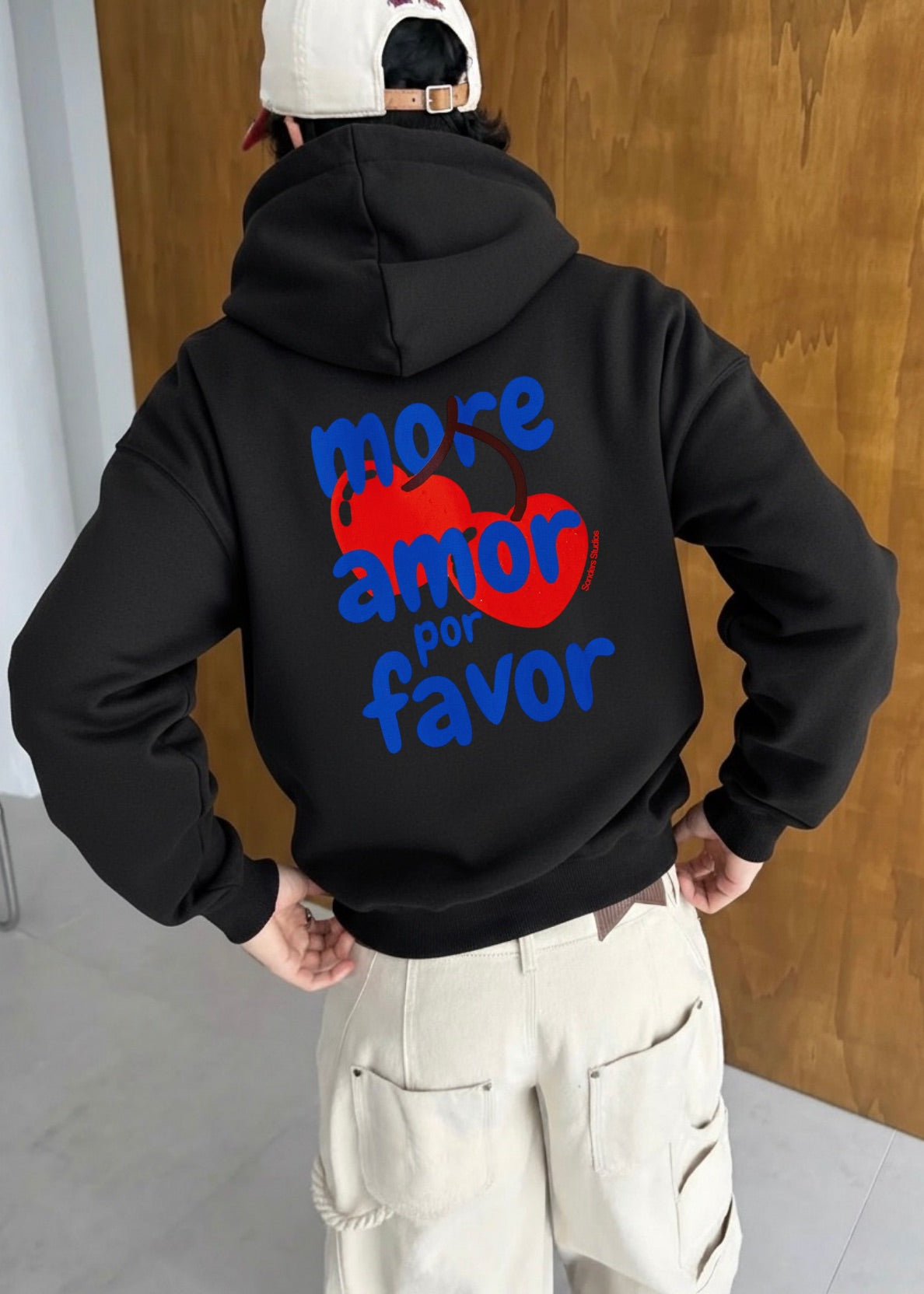 AMOR SIGN HOODIE