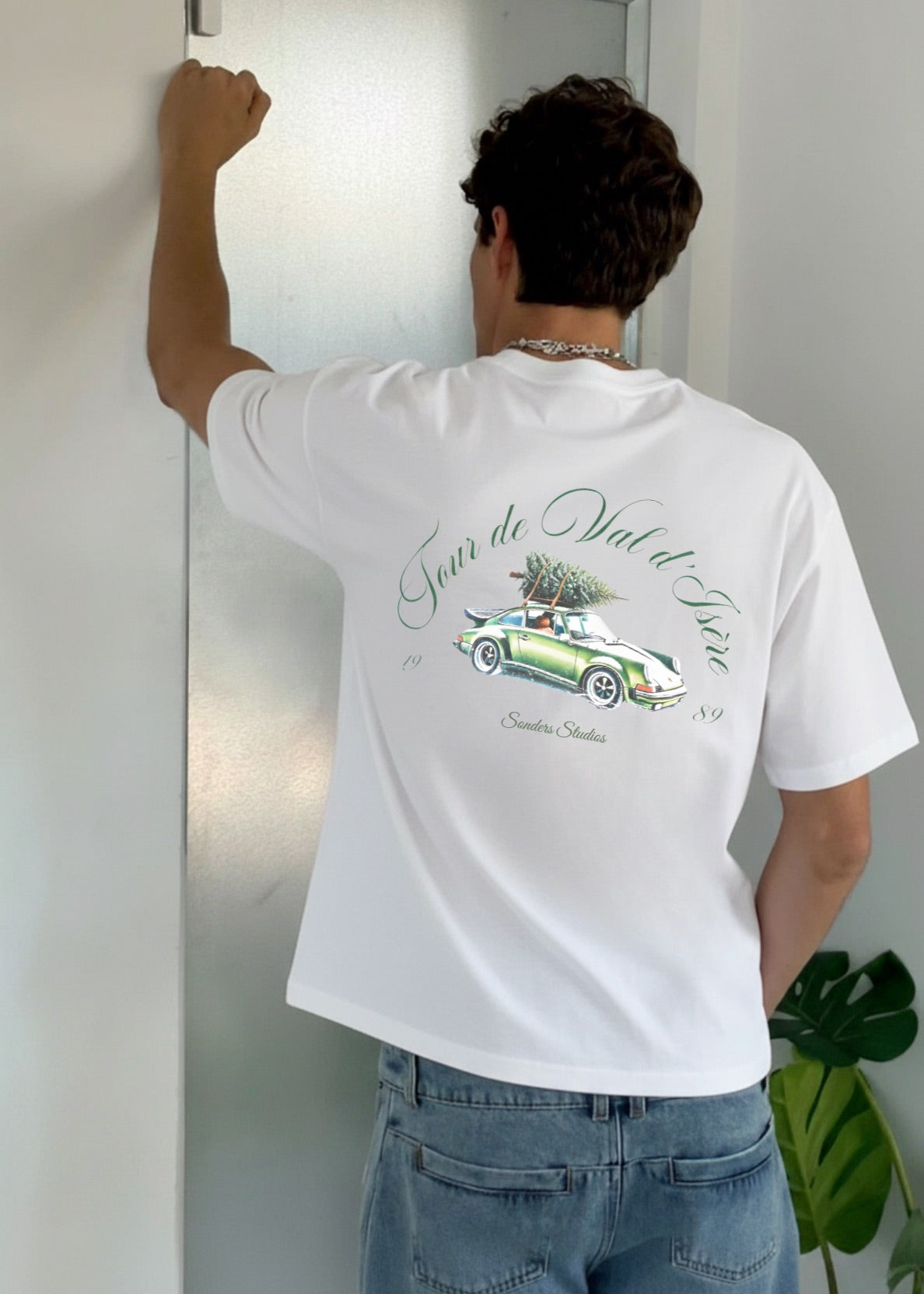 USUAL WINTER CAR TEE